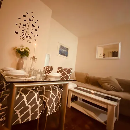 Parc Buttes-chaumont شقة *