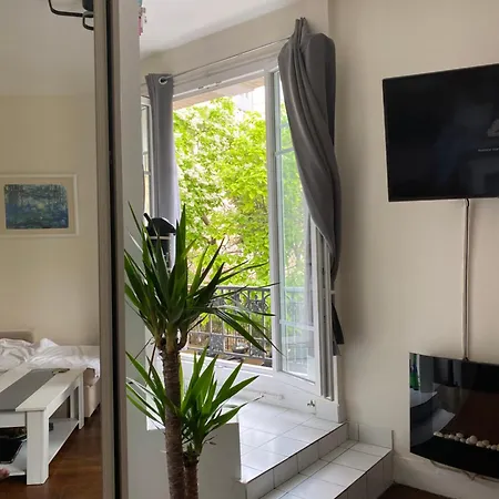 Parc Buttes-chaumont Apartment