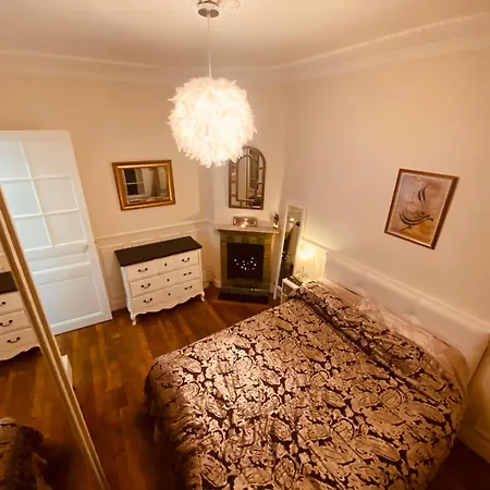 Parc Buttes-chaumont Apartment